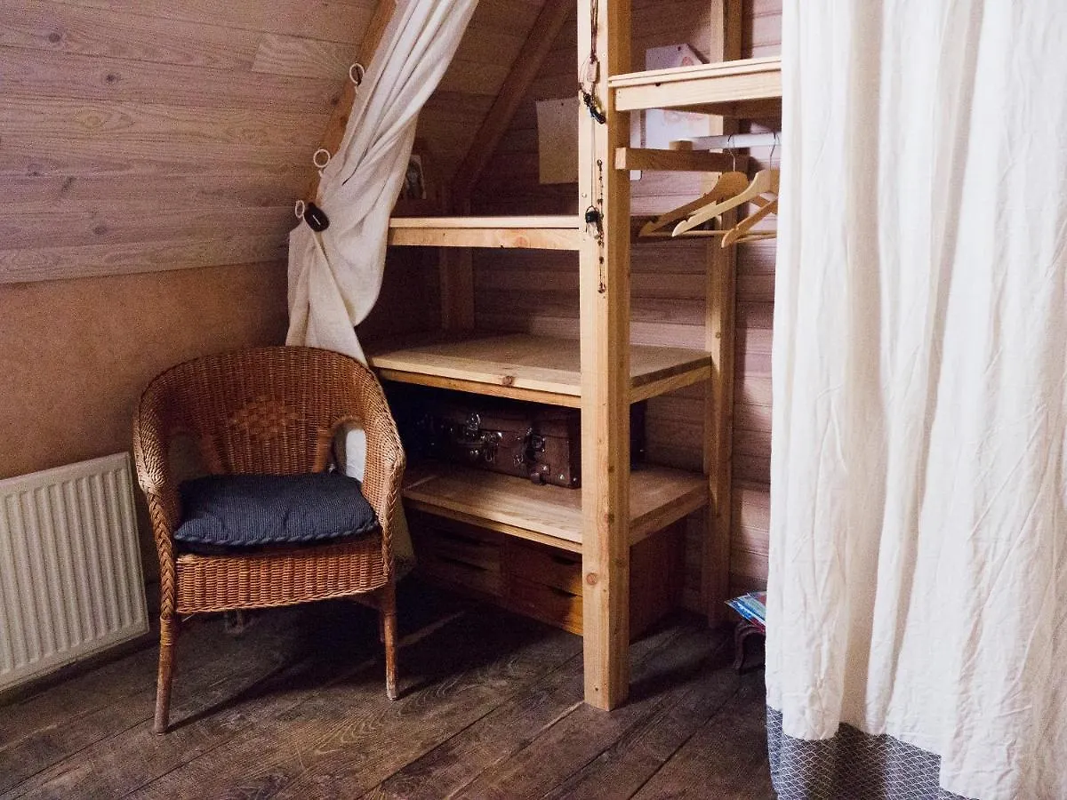 La Roquette-Chambre D'Hotes Bed & Breakfast Grand-Vabre France